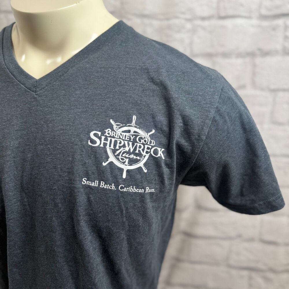 Brinley Gold Shipwreck Caribbean Rum Large V-Neck T-Shirt Small Batch